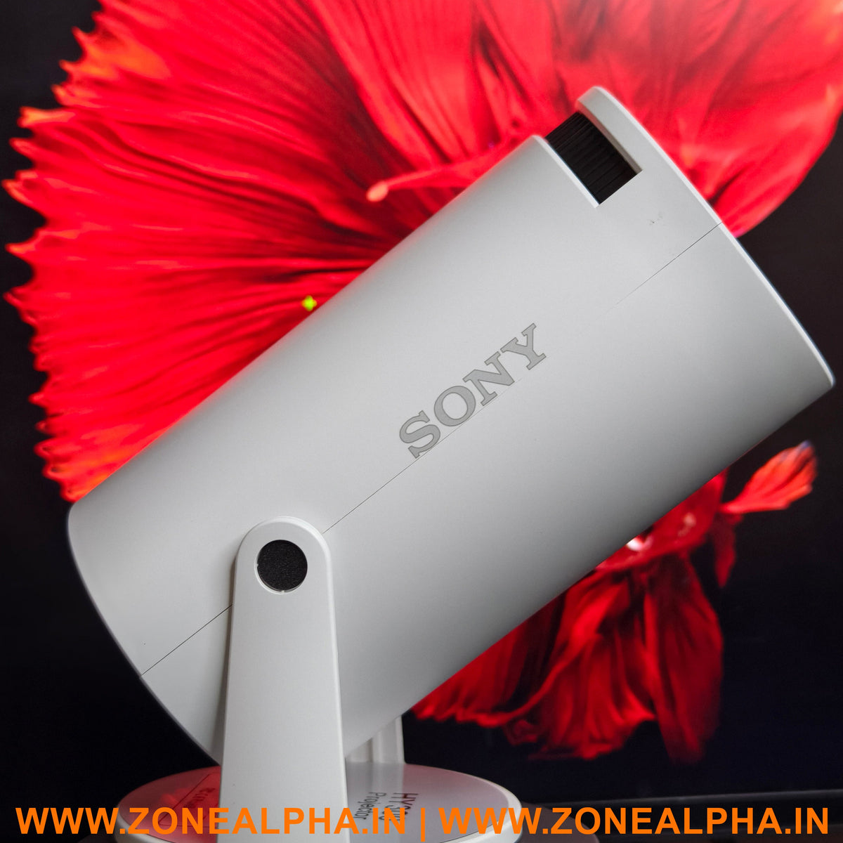 4k Smart Projector | Android 2000 Lumens | 180 Degree Rotational
